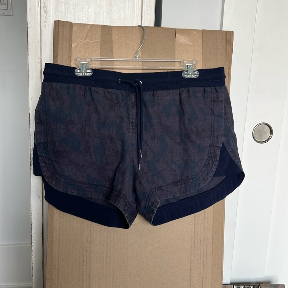 Gently worn, Athleta printed shorts